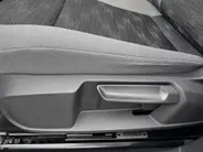 Volkswagen ID.4 Pro Business Advantage 204pk 77 kWh · SOH 95,4% · Camera · Wegklapbare Trekhaak · Apple/Android Car Play · Stoel-& Stuurverwarming · 19'' Inch ·