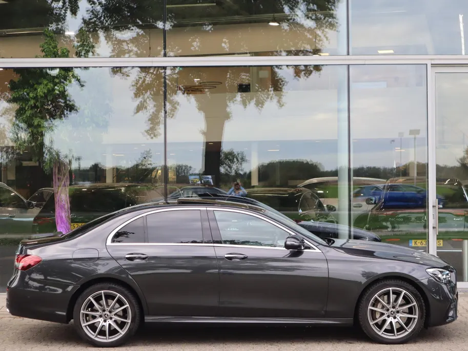 Mercedes-Benz E-Klasse 300 e AMG Line l Trekhaak l Panoramadak l Keyless l stoelverwarming