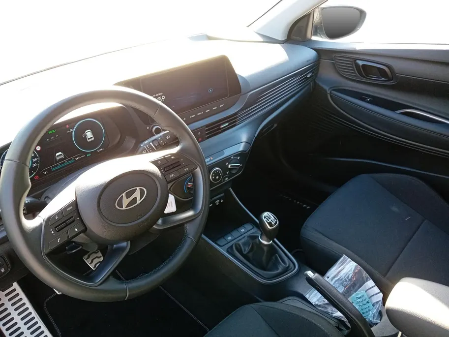 Hyundai Bayon 1.0 T-GDI Comfort Smart Zeet compleet! NU incl. DEMOKORTING!! Snel rijden & incl. resterend fabrieksgarantie!