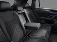 Volkswagen Tiguan R-Line Edition 1.5 eHybrid 204 PK 6 versn. DSG · Black Style Pakket · Panoramaschuif-kanteldak · Trekhaak inklapbaar, met elektrische ontgrendeling, incl. aanhangermanoeuvreerhulp Trailer Assist · Prijs is inclusief inruilpremie ·