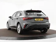 Audi A3 Sportback 40 TFSIe 204pk S Edition · Camera · Apple/Android Car Play · Parkeer Assistent · Stoelverwarming · Sportstoelen · Sfeerverlichting · Garantie t/m 06-10-2029 of 100.000km