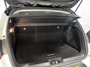 Renault Captur 90PK TCe Intens | 9,3' Navi | Camera | Climate Control | Parkeersensoren | Apple CarPlay/Android Auto | Cruise Control | Lichtmetalen Velgen | Armsteun | Full LED |