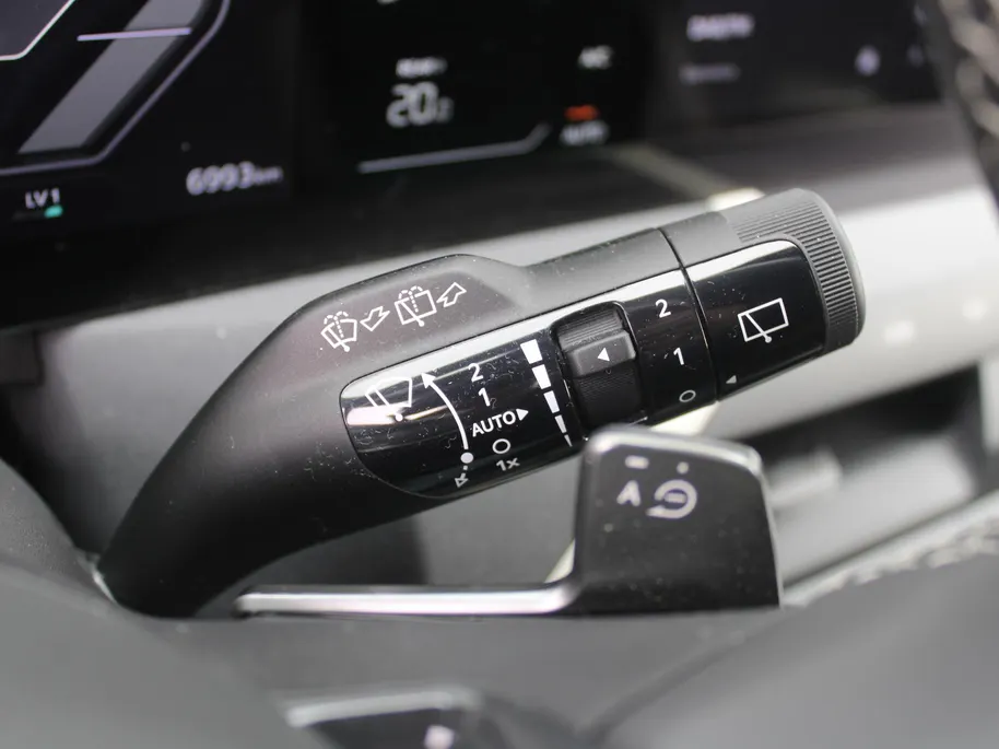 Kia EV5 GT-PlusLine 81.4 kWh | Schuifdak | Stuur-/stoelverwarming + ventilatie | Warmtepomp | 360 Camera | Geheugenstoel | Leer | HUD | LED | 19' LM |