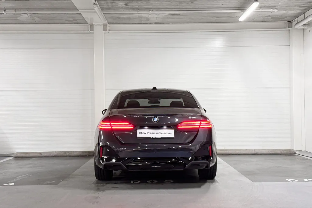 BMW 5 Serie Sedan 520i