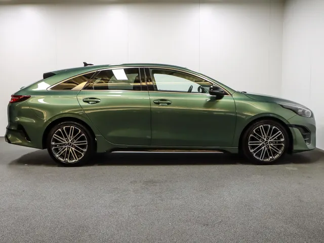 Kia ProCeed 1.5 T-GDi GT-PlusLine