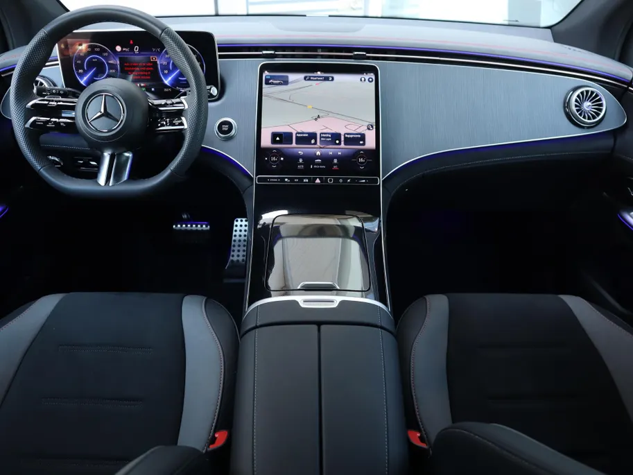 Mercedes-Benz EQE SUV 300 AMG Line 91 kWh l Trekhaak l Keyless l Panoramadak