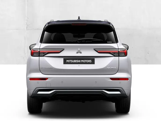 Mitsubishi Outlander 2.4 PHEV Instyle+ €5.000 euro korting eigen voorraad| 8 jaar garantie| Snel leverbaar | Totaalprijs op is op.m25