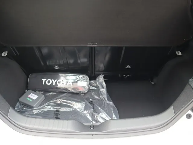 Toyota Aygo X Hybrid 115 play | LM Velgen | Stoelverwarming