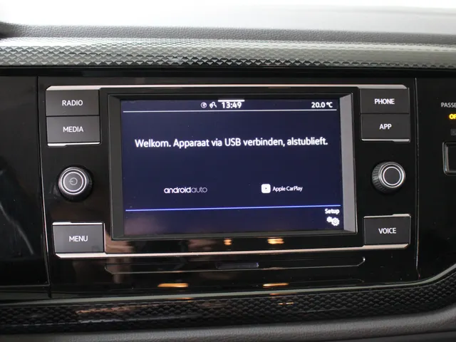 Volkswagen Polo 1.0 TSI Life DSG Airco | Radio | Lichtmetalen velgen |