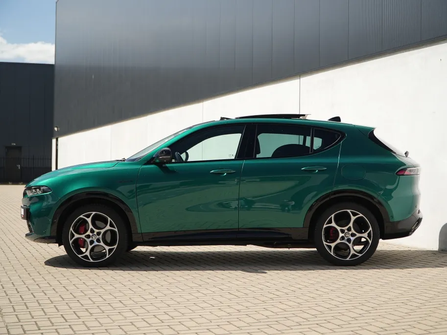 Alfa Romeo Tonale 1.3T PHEV 280 PK Veloce | Schuifdak | Harman | Leder | 19'