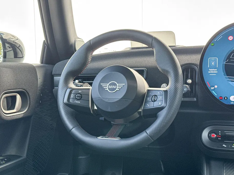 MINI Cooper 3-deurs 1.5 Cooper C John Cooper Works M