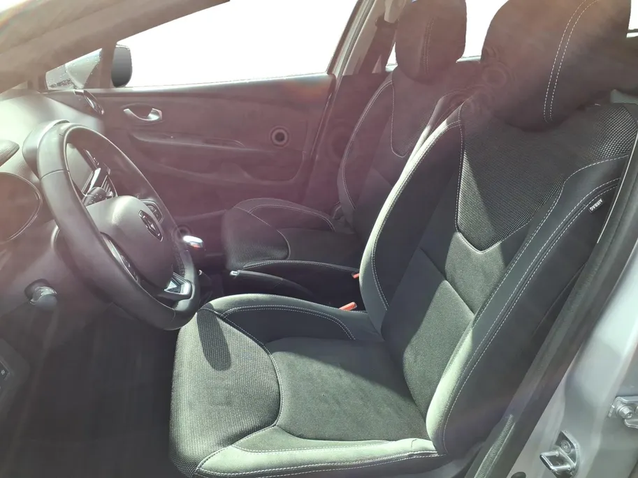 Renault Clio Estate 0.9 TCe Intens Navi , climate , parkeersensor , tel , lm velgen , usb , cruise .