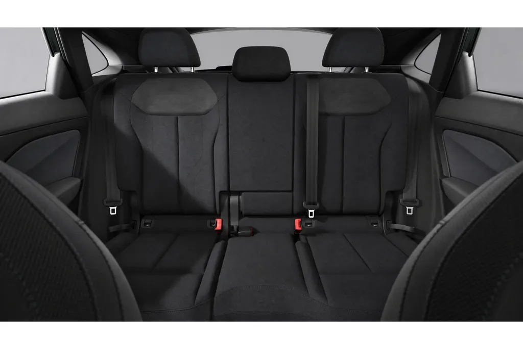 Audi Q3 Sportback 1.5 e-hybrid S edition 272 PK · Glazen panoramadak · Tech pro · Trekhaak elek. wegklapbaar