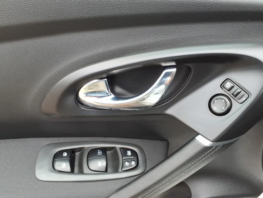 Renault Kadjar 1.2 TCe Limited Automaat | Navigatie | Trekhaak | Dealer onderhouden | 1 jaar garantie