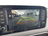Hyundai i10 1.0 Comfort | Android auto/Carplay | Airco| Navigatie | All season banden | Achteruitrijcamera| Parkeersensoren achter| ZEER WEINIG KILOMETERS!