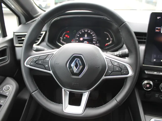 Renault Clio 1.0 TCe Intens | Climat Control | Navigatie groot scherm| Half leder |