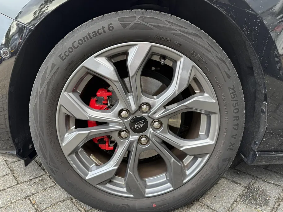 Ford Focus 1.0 EcoBoost Hybrid 125 pk ST Line Style Apple Carplay/ Android Auto - Winter Pack - Achteruitrijcamera