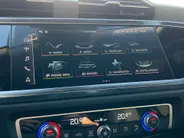 Audi Q3 Sportback 45 TFSIe 180KW/245PK S Edition Panoramadak · Camera + parkeersensoren · Apple/Android Car Play ·