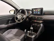 Dacia Sandero 100PK TCe Bi-Fuel Essential | 1e eigenaar | Trekhaak | Airco | Bluetooth | Parkeersensoren | Cruise Control | LED Koplampen | Camera | Lichtmetalen Velgen |