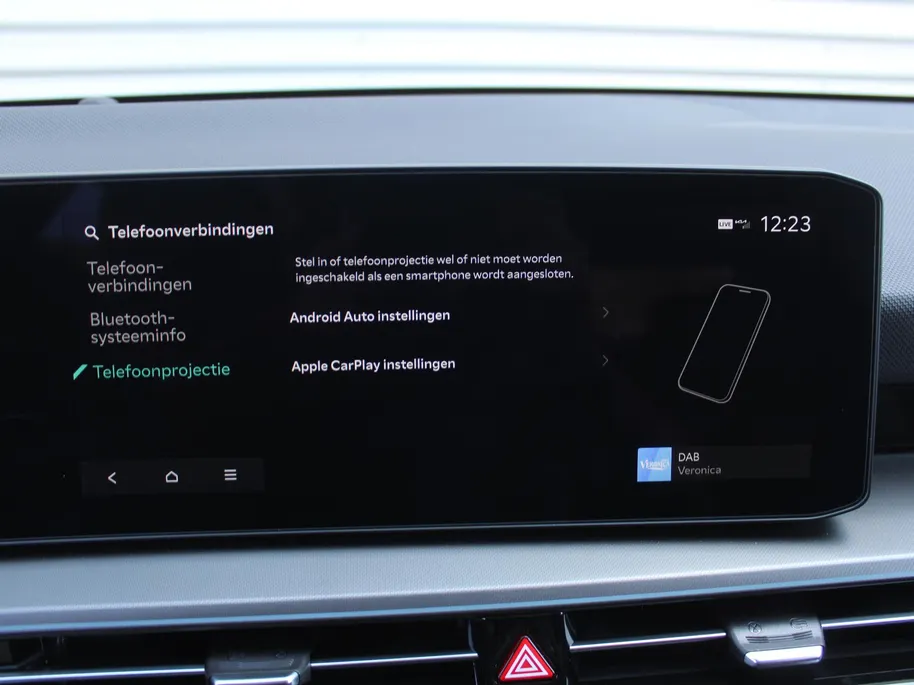 Kia Niro 1.6 GDi Hybrid DynamicPlusLine | Stuur-/stoelverwarming | Schuifdak | Elek. stoelverstelling + achterklep | Dodehoekdetectie | Camera | Telefoonlader | HK audio | LED |