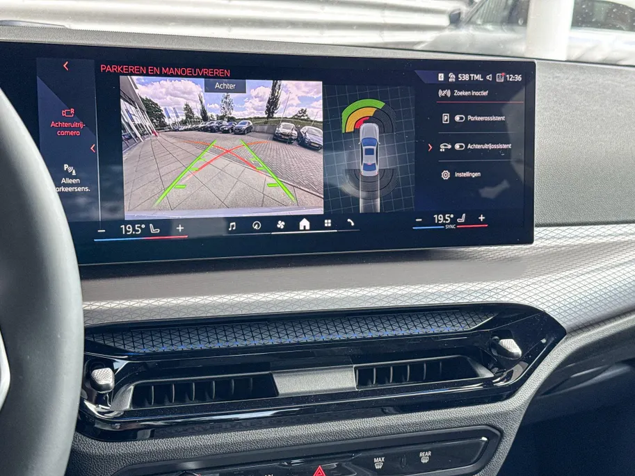 BMW 3 Serie Sedan 320i
