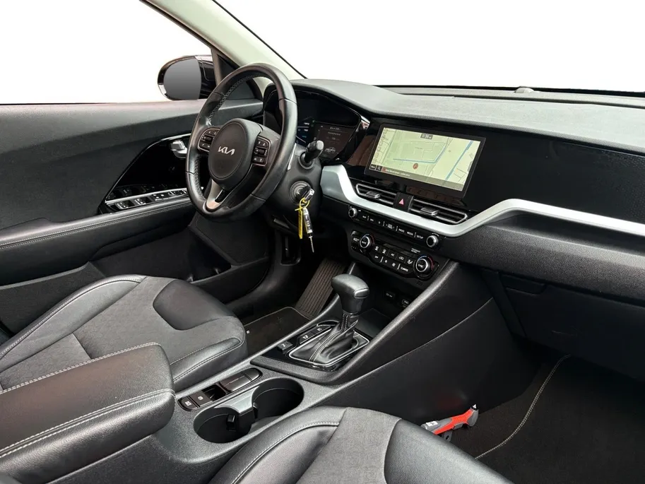 Kia Niro 1.6 GDi Hybrid DynamicLine | Navigatie | Apple Carplay / Android Auto | Climate Control | Achterruitrij Camera | Lichtmetalen Velgen |