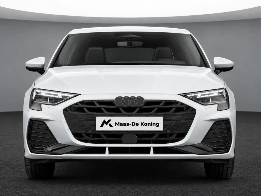 Audi A3 e-hybrid S edition 204 PK · Afneembare trekhaak · Optiekpakket zwart plus · Privacy glas