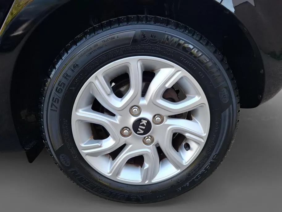 Kia Picanto 1.0 CVVT ComfortPlusLine Navigator | ACHTERUITRIJCAMERA | AIRCO | NAV | TELEFOON | LM VELGEN |
