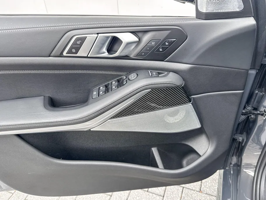 BMW X5 M60i xDrive