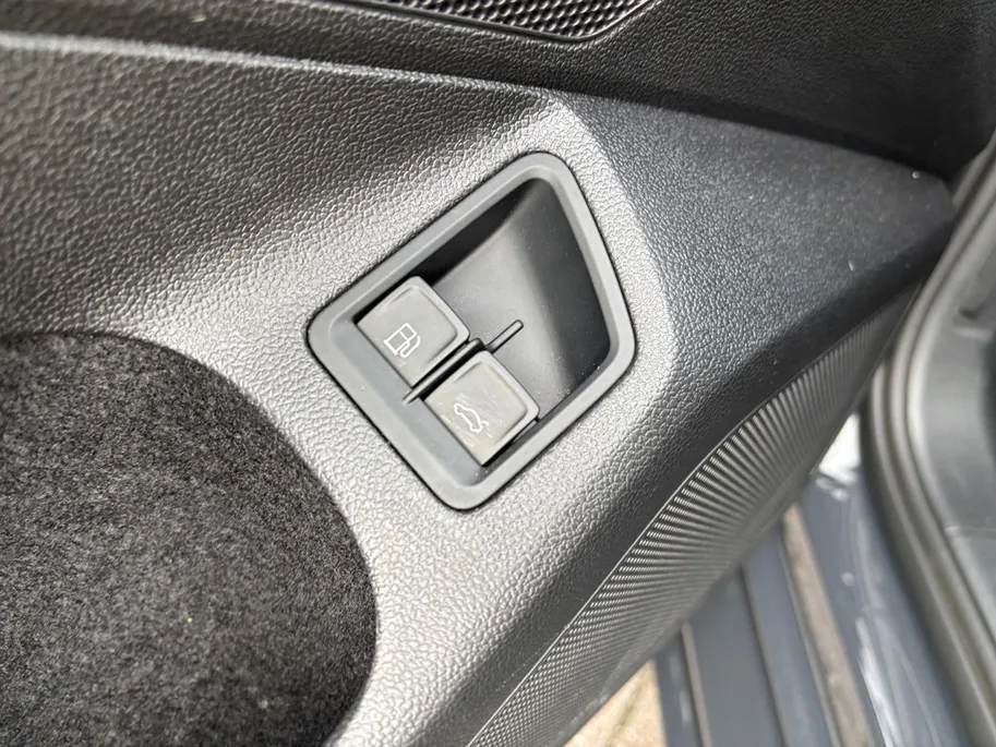 Volkswagen Passat Variant 1.4 TSI PHEV GTE Business | Trekhaak | Camera | ADA | Stoel Verw |
