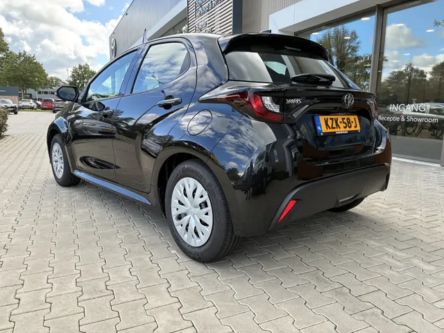 Toyota Yaris 1.5 Hyb. 115 Comfort | 3500 euro demo korting