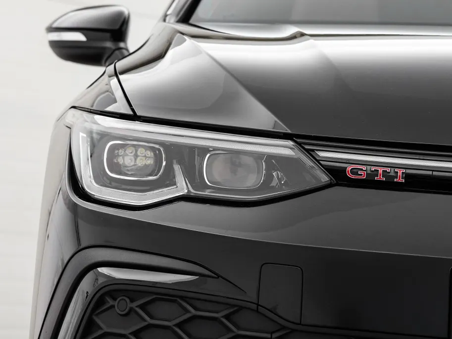 Volkswagen Golf 2.0 TSI 245pk DSG GTI · Panoramadak · Camera · Harman Kardon Sound · Matrix LED · Leder Vienna · Alarmklasse 3 · Elek. Bestuurdersstoel + Geheugen ·