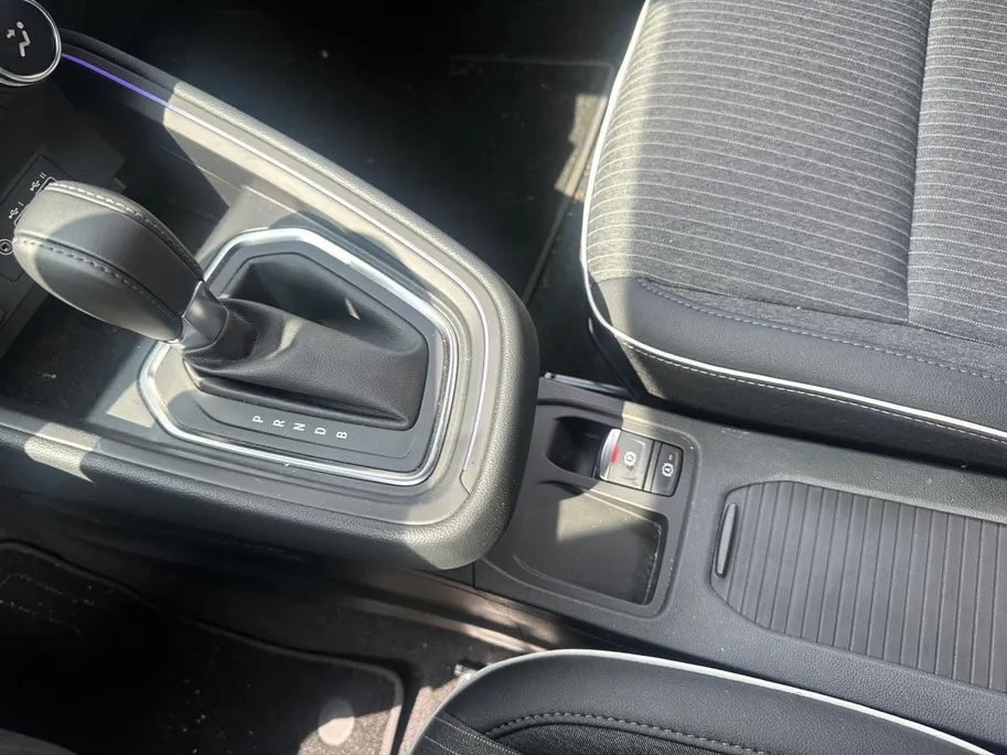 Mitsubishi Colt 1.6 HEV Instyle | Rondom Camera | Stoel-stuur verwarming | Bose | Zwarte velgen | Climate | Telefoon |