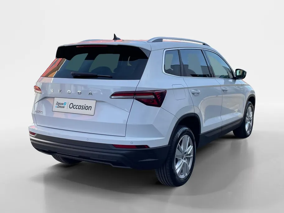 Škoda Karoq 1.5 TSI ACT Business Edition | Lichtmetalen velgen| Parkeer sensoren| Automaat| Camera| Cruise Control| Zeer ruime auto in super nette staat