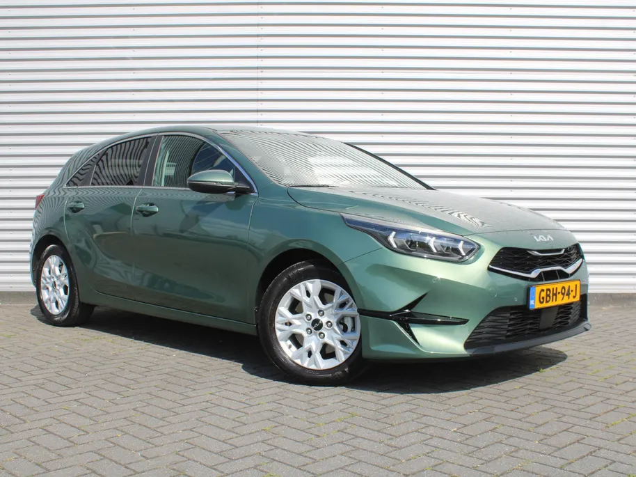 Kia Ceed 1.0 T-GDi DynamicPlusLine | Stuur-/stoelverwarming | Camera | Draadloos laden | LED | Dodehoek detectie | 16' LM |