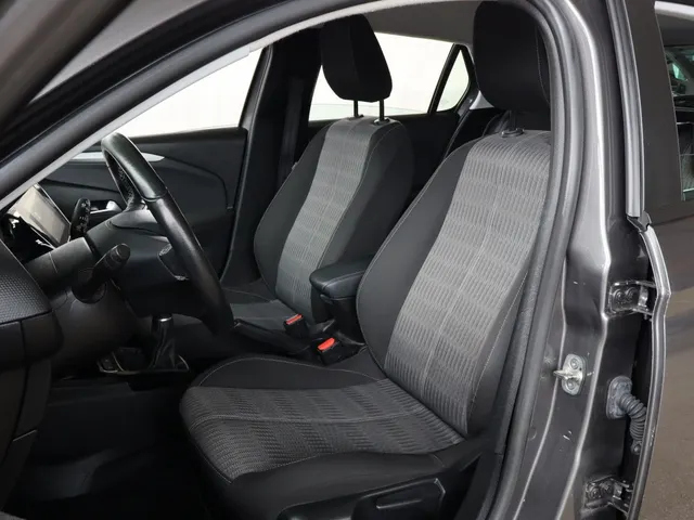 Opel Corsa 1.2 Edition | Stuur & stoelverwarming | Trekhaak