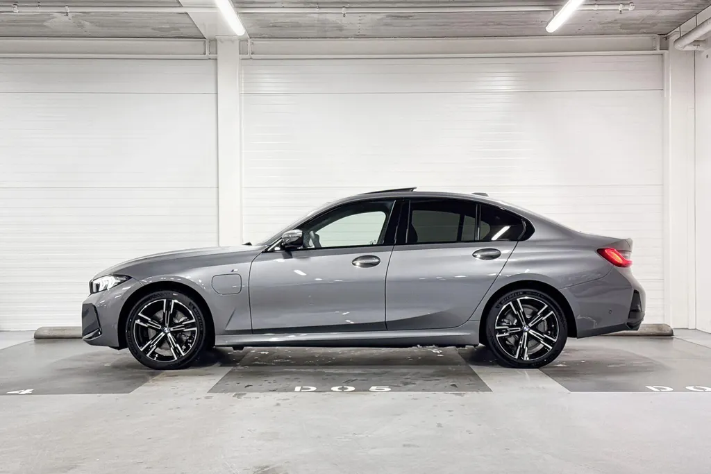 BMW 3 Serie Sedan 330e