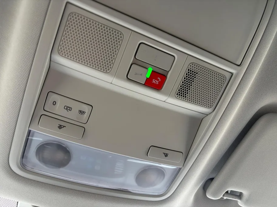 Škoda Karoq 1.5 TSI ACT Business Edition *Automaat*Navi via Carplay*Camera*Parkeersensoren*Climate Control*Keyless*Cruise Control*LM.Velgen*Zeer nette auto!