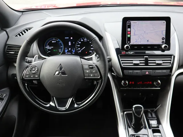 Mitsubishi Eclipse Cross 2.4 PHEV Executive AdaptiveCruise | Apple/AndroidAuto | AllSeasons