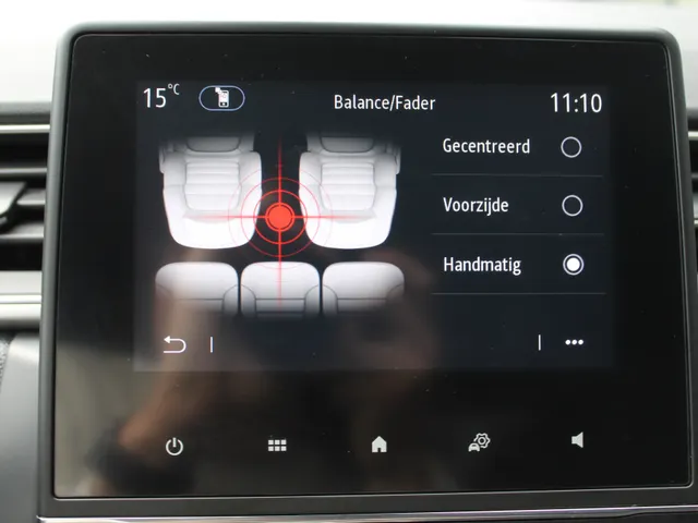 Renault Captur 1.3 TCe 140 AUTOMAAT Intens | Navigatie | Camera | Cruise | Climate Control