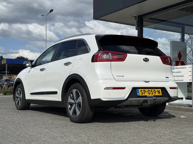 Kia Niro 1.6 GDi H. Execut.Line | Open dak | Trekhaak