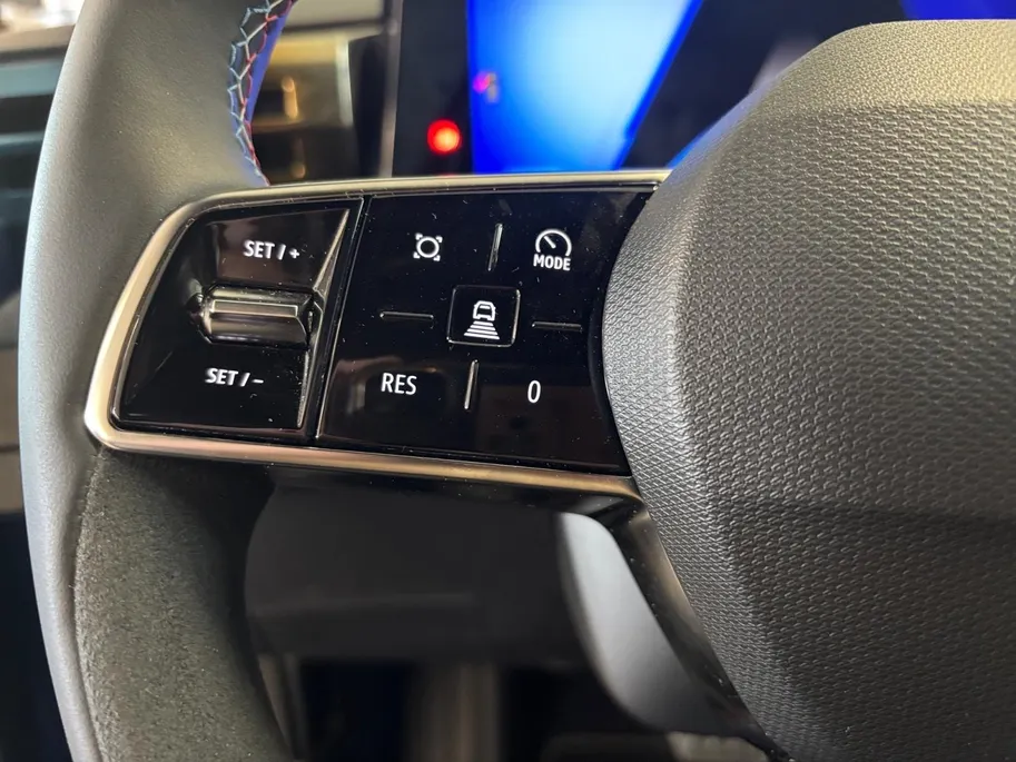 Renault Clio 1.8 Hybrid 160 esprit Alpine AUTOMAAT STOELVERWARMING STUURVERWARMING NAVI APPLE CARPLAY ANDROID AUTO LM VELGEN ALPINE ESPRiT UITVOERING !!!LET OP DEMO VRAAG NAAR ACTUELE KMSTAND!!!