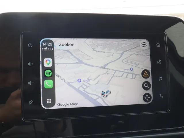 Suzuki S-Cross 1.4 BoosterJet Select Hybrid Carplay | All Seasons | Adaptive Cruise