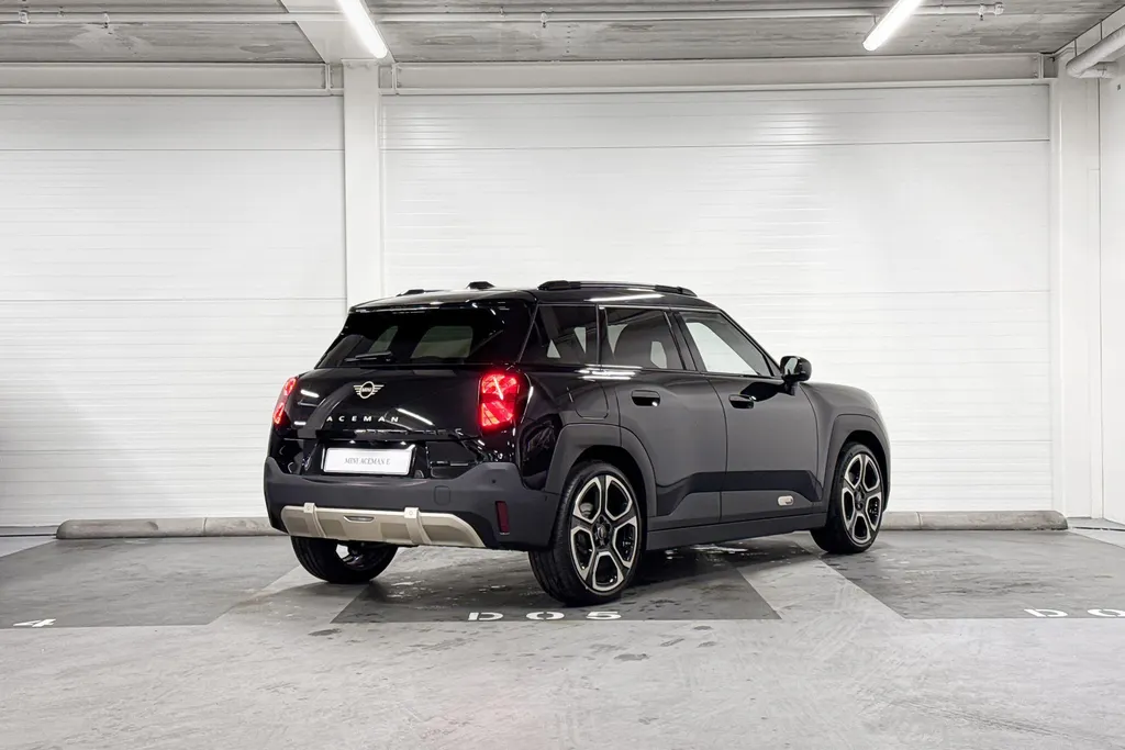 MINI Aceman E Favoured