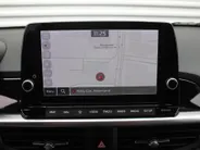 Kia Picanto 1.0 DPI AMT ExecutiveLine | Stuur-/stoelverwarming | Camera | Draadloze telefoonlader | LED | 15' LM | Clima | Cruise | Navi | Automaat |