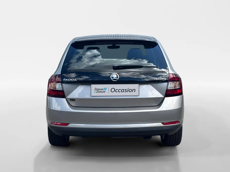 Škoda Rapid Spaceback 1.0 TSI Greentech Clever | Panoramadak | Climate Control | Cruise Control | Stoelverwarming | Parkeersensoren achter | DAB |