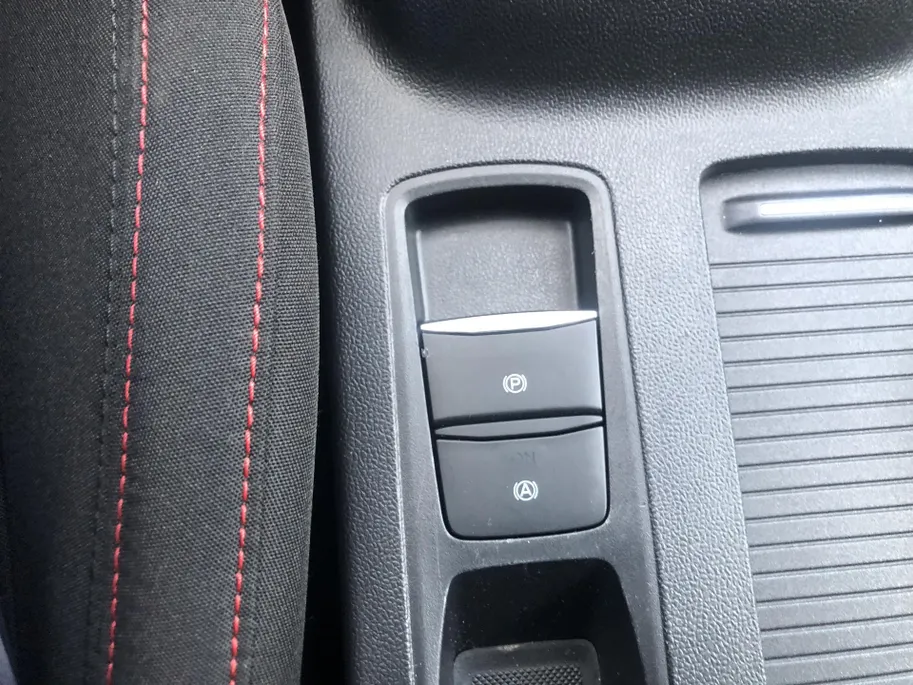 Ford Focus Wagon 1.0 EcoBoost Hybrid ST Line GROOT NAVIGATIESCHERM.