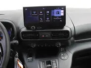 Toyota ProAce CITY 1.5 D-4D L1 Professional | Automaat | 3-zits | Clima | Navi | Camera | Cruise | Dodehoek detectie | Stoel- en stuurverwarming | Digitale binnenspiegel |