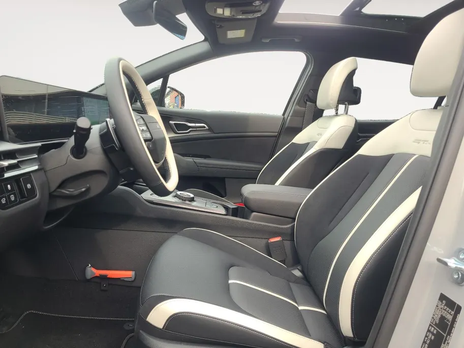 Kia Sportage 1.6 T-GDi Hybrid GT-PlusLine 239 PK | Two tone Metallic lak | Trekhaak | Trekgewicht: 1.510 kg | Fabrieksgarantie | NAP