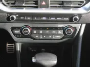 Kia Niro 1.6 GDi Hybrid DynamicPlusLine | Stuur-/stoelverwarming | Camera | Leer | Navi | Clima | Cruise adapt. | LED | Keyless | 16' LM |